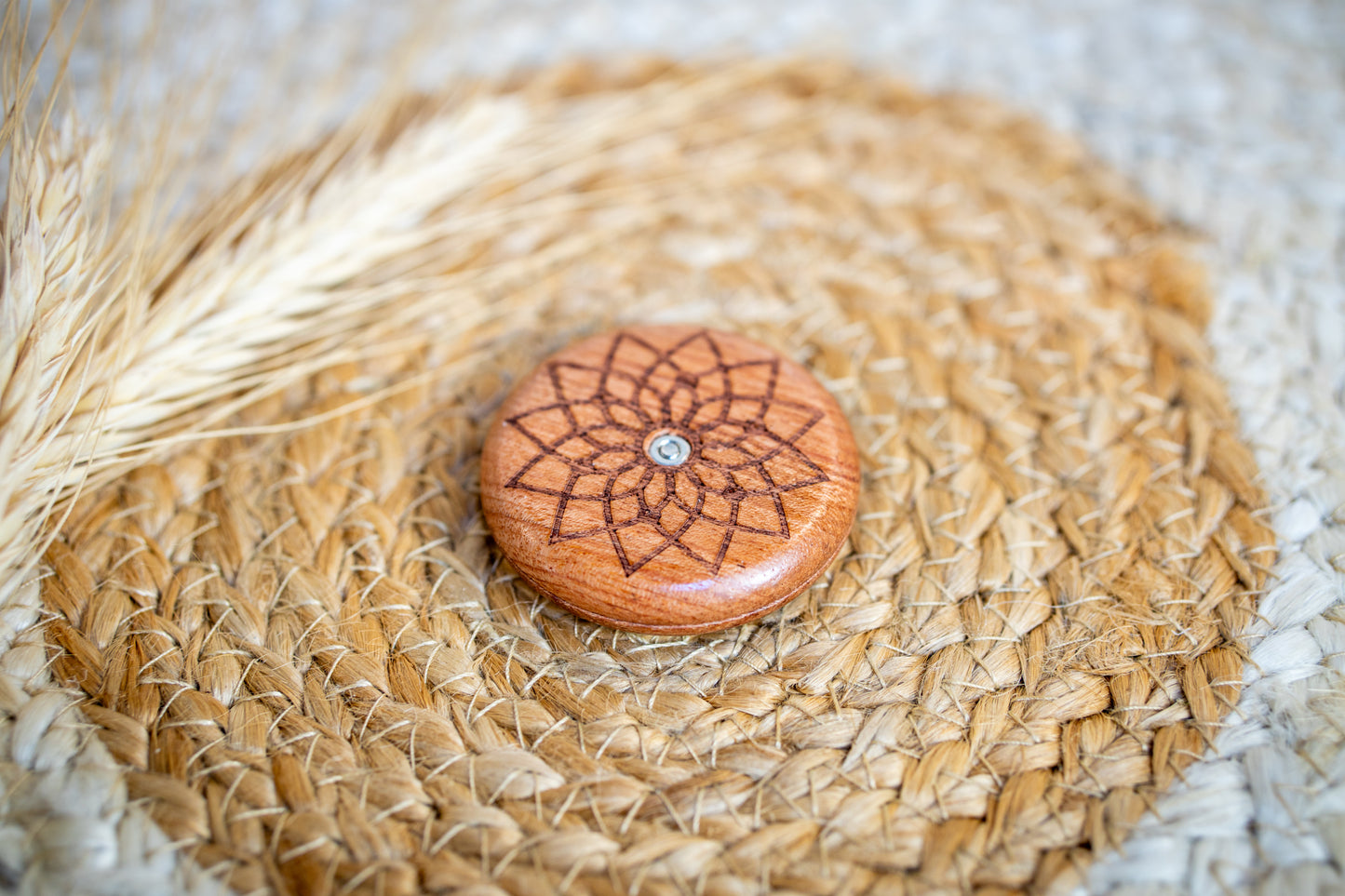 UFO Bread Lame with Leather or Felt Case – Artisan Scoring Tool